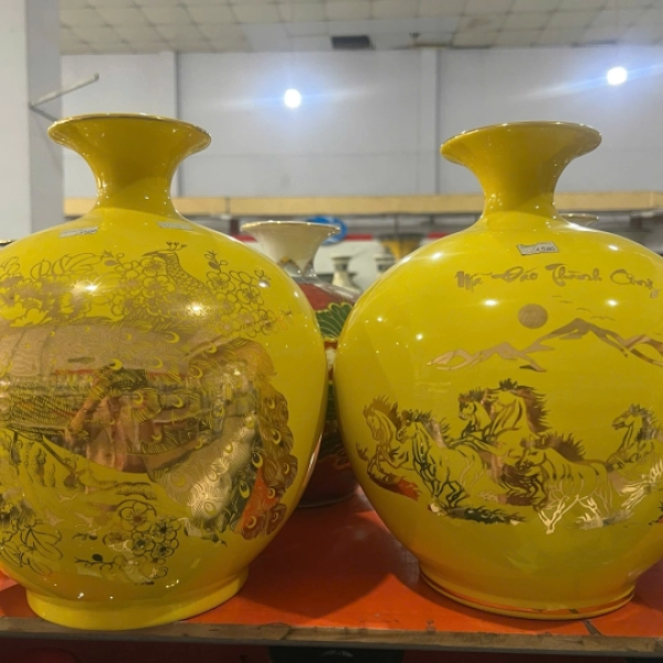 Bình Hút Lộc Mã đáo Thành Công Vàng