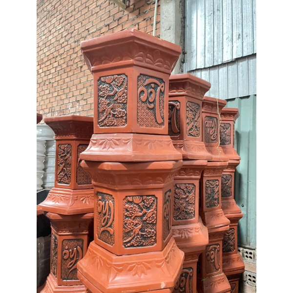 ĐÔN SỨ KÊ CHẬU CÂY