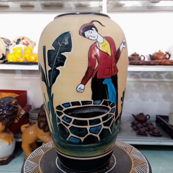 LỌ HOA GỐM NÀNG TẤM