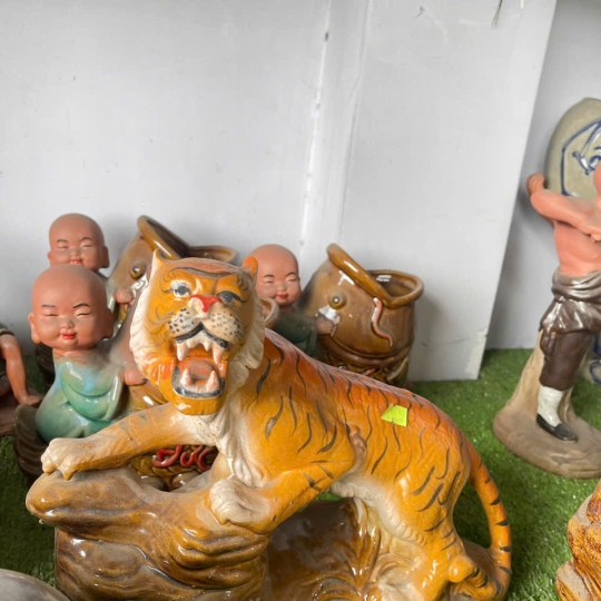 TIỂU CẢNH GỐM CHÚ HỔ